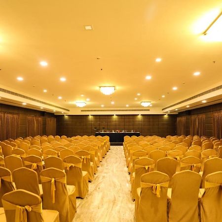 Raj Park Hotel Chennai Exteriör bild