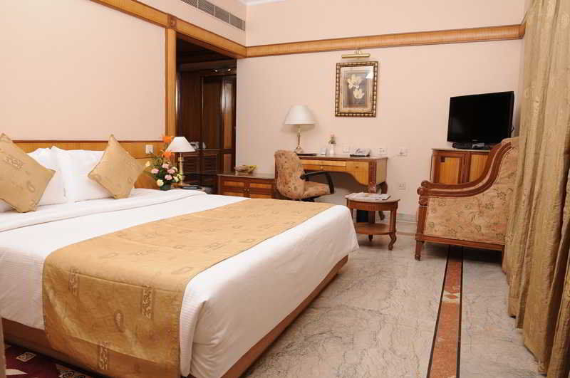 Raj Park Hotel Chennai Exteriör bild