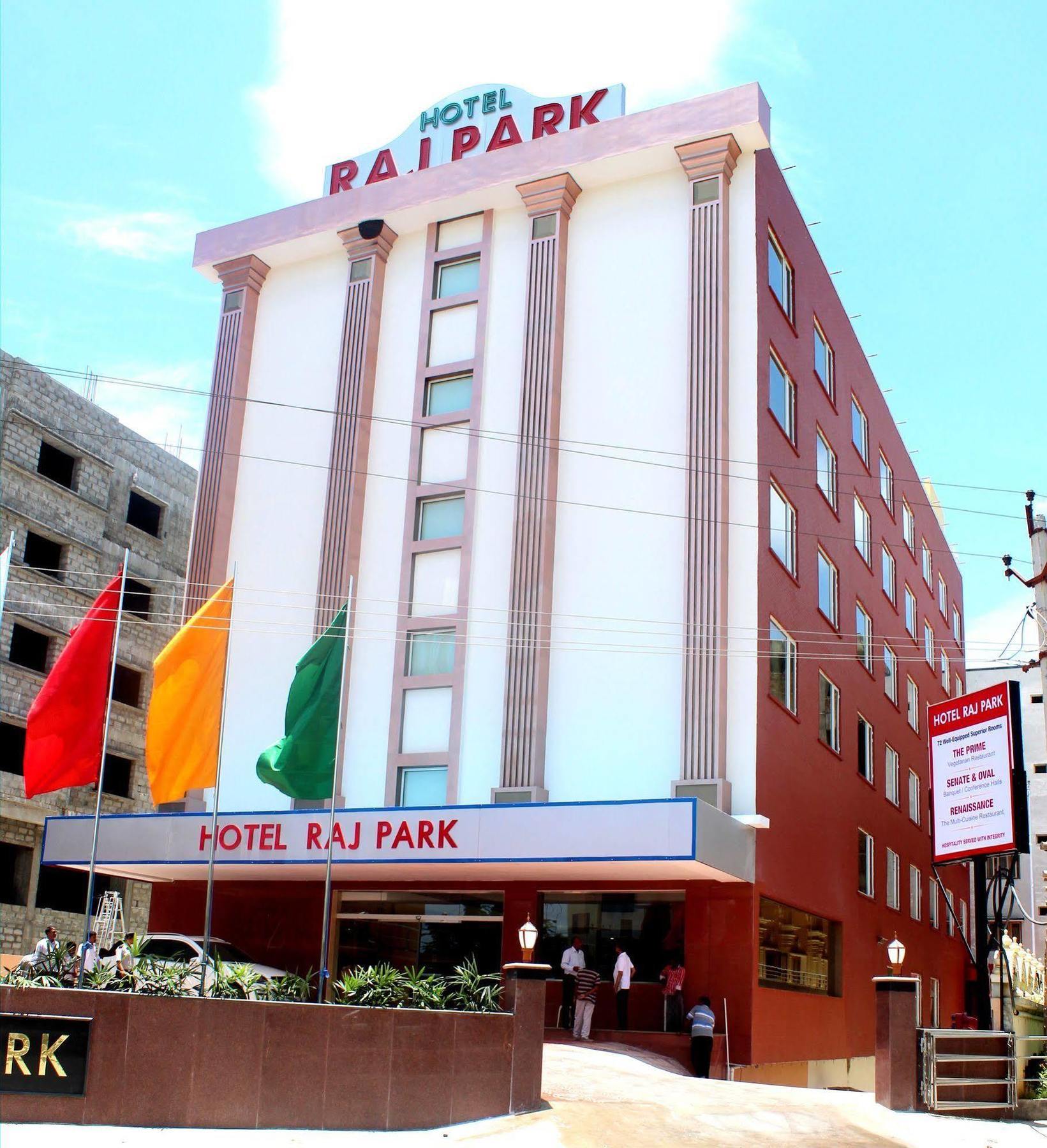 Raj Park Hotel Chennai Exteriör bild